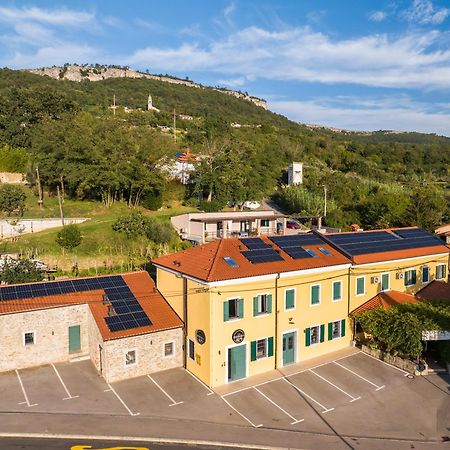 Vila Robida & Spa Črni Kal Dış mekan fotoğraf