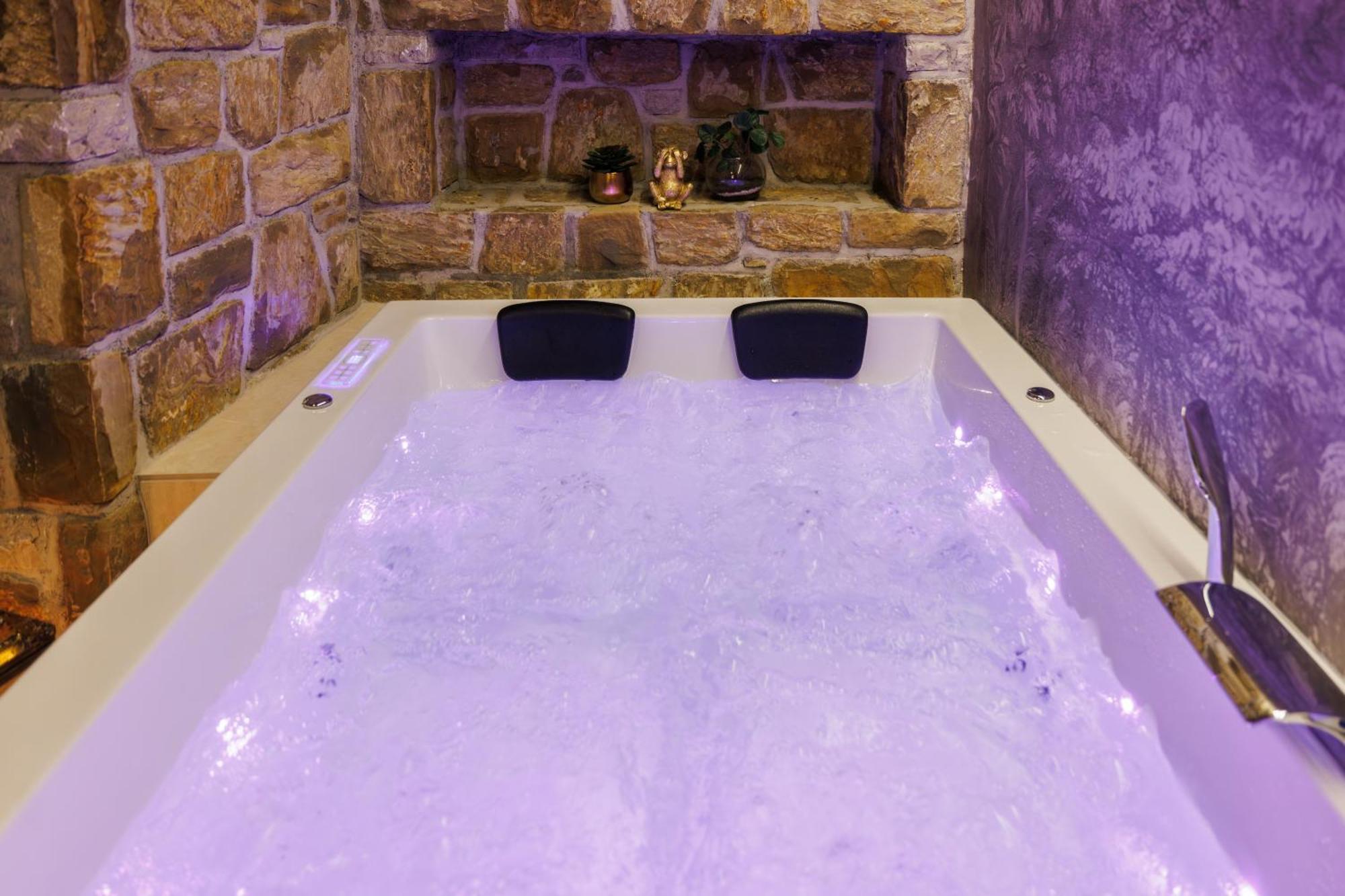 Vila Robida & Spa Črni Kal Dış mekan fotoğraf